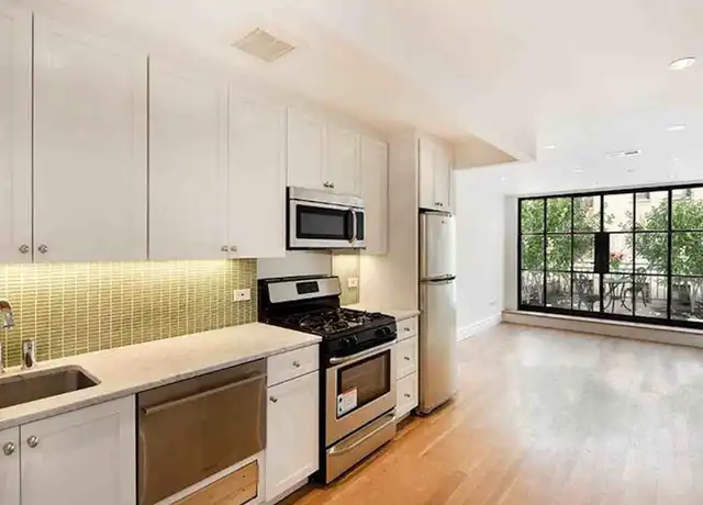 Property at 219 W 70th St Unit 4F, New York, NY, 10023, 2 beds, 2 baths, [object Object]