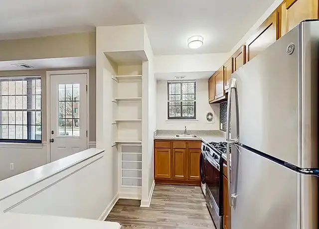 Property at Maple Ridge Apartments - 2252 Brightseat Rd, Hyattsville, MD, 20785, 1-3 bed, 1-2 bath, [object Object]
