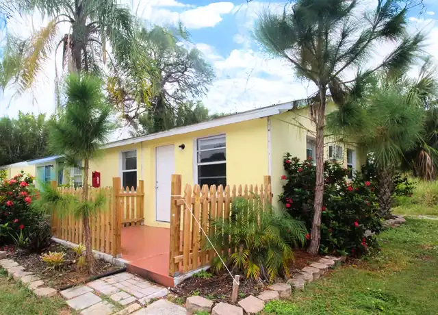 Property at 255 Pineapple St, Englewood, FL, 34223, 1 bed, 1 bath, [object Object]