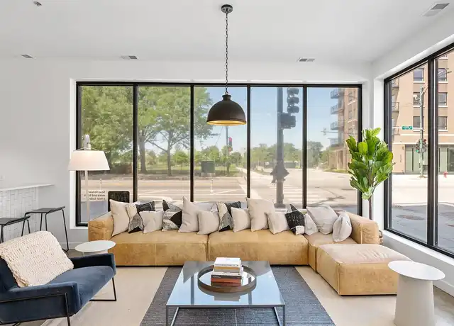 Property at Mccormick Coliving - 2401 S State St, Chicago, IL, 60616, 4 beds, 3 baths, [object Object]