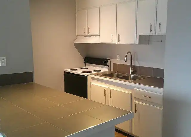 Property at Lane Terrace Apartments - 320 S Lane St, Portland, OR, 97239, 0-1 beds, 1 bath, [object Object]