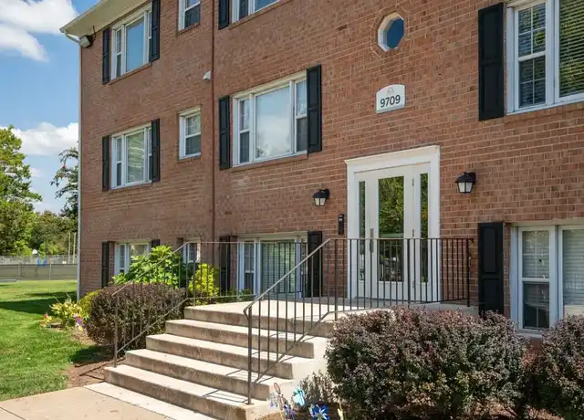 Property at Colonial Village - 9704 Clark Pl, Manassas, VA, 20110, 1-3 bed, 1-2 bath, [object Object]