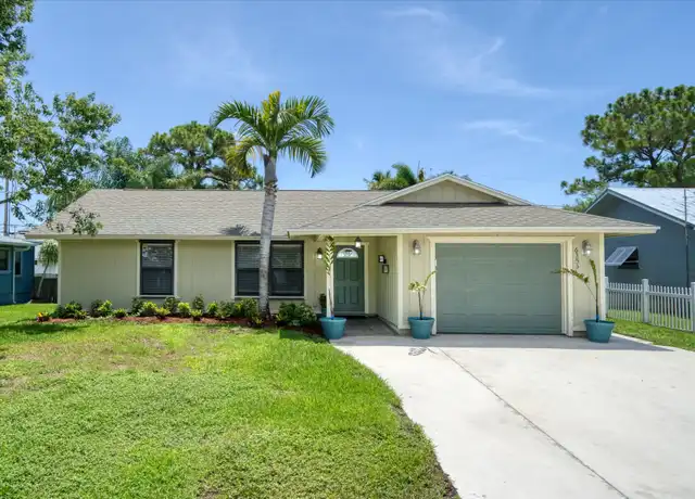 Property at 6353 SE Vista Ave, Stuart, FL, 34997, 3 beds, 2 baths, [object Object]