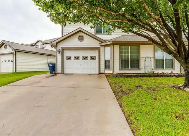 Property at 7502 Kings Trl, Fort Worth, TX, 76133, 2 beds, 2.5 baths, [object Object]