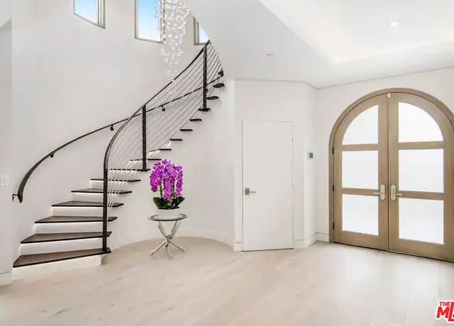 Property at 245 S La Peer Dr, Beverly Hills, CA, 90211, 4 beds, 5.5 baths, [object Object]