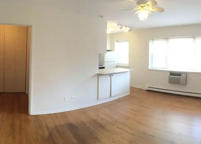 Property at 5747 N Winthrop Ave Unit 310, Chicago, IL, 60660, 0 beds, 1 bath, [object Object]