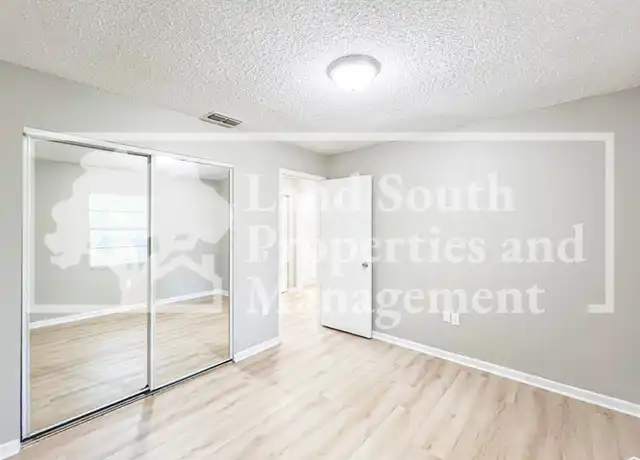 Property at 1338 Payne St, Auburndale, FL, 33823, 2 beds, 1 bath, [object Object]