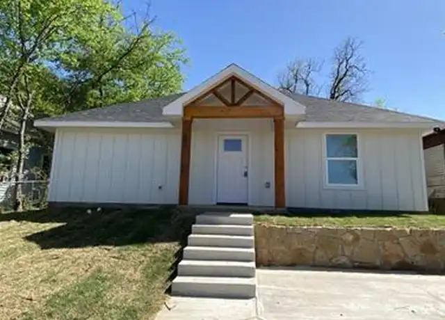Property at 408 E Day St, Denison, TX, 75021, 3 beds, 2 baths, [object Object]