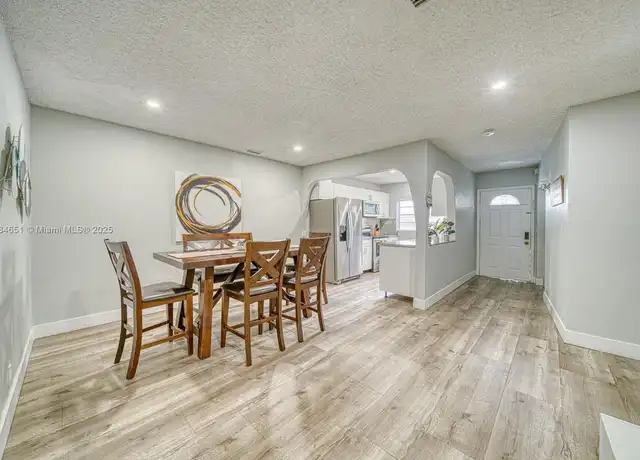 Property at 7622 SW 21st St Unit 7622, Miami, FL, 33155, 4 beds, 1 bath, [object Object]
