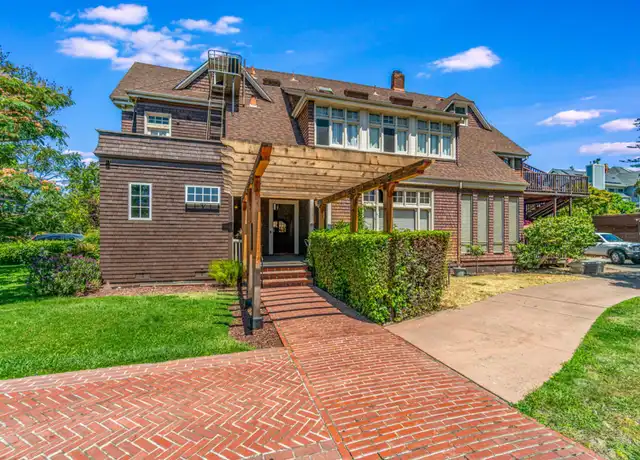 Property at 1236 Sherman St Unit 3 LU, Alameda, CA, 94501, 2 beds, 1 bath, [object Object]