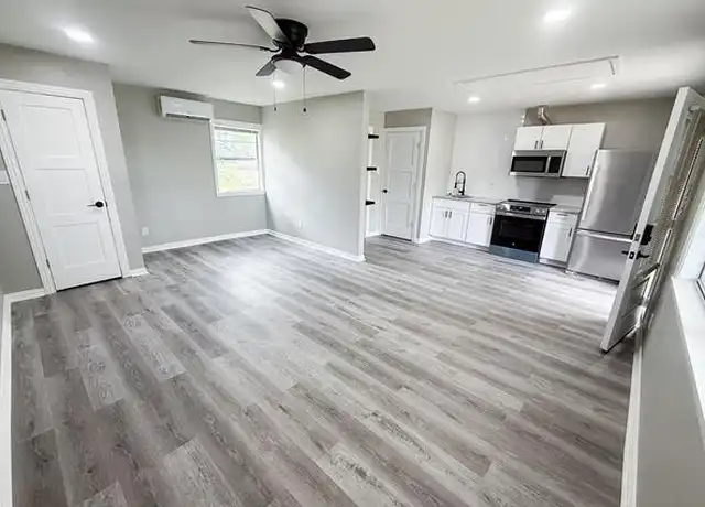 Property at 6070 Wonder Dr Unit B, Fort Worth, TX, 76133, 1 bed, 1 bath, [object Object]