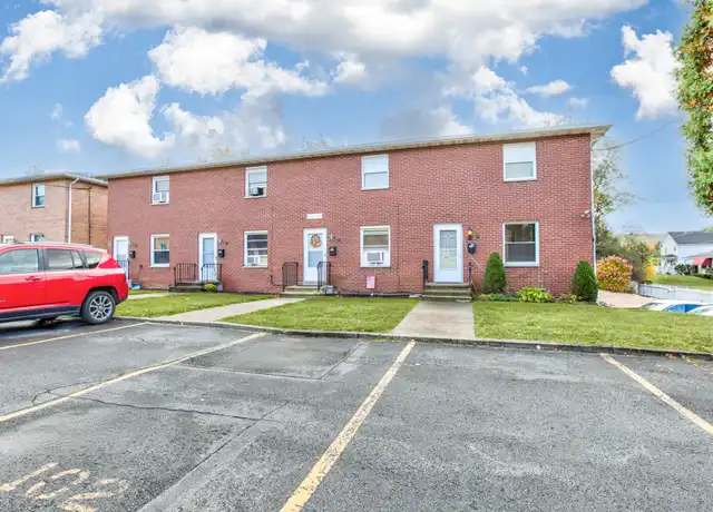 Property at Archbald Apartments - 100 Lisa Dr, Archbald, PA, 18403, 2 beds, 1.5 baths, [object Object]