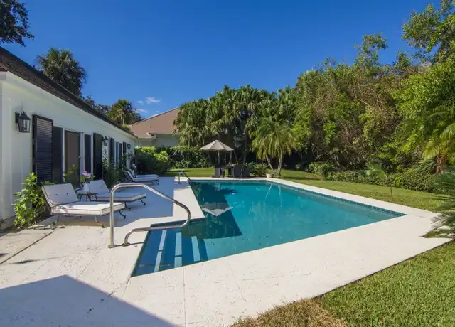 Property at 100 River Oak Ln, Vero Beach, FL, 32963, 3 beds, 3 baths, [object Object]