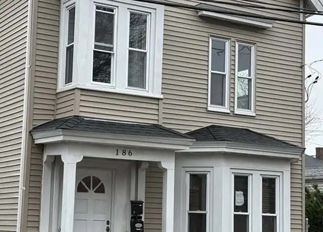 Property at 186 Williams St Unit 2, North Dighton, MA, 02764, 4 beds, 1 bath, [object Object]
