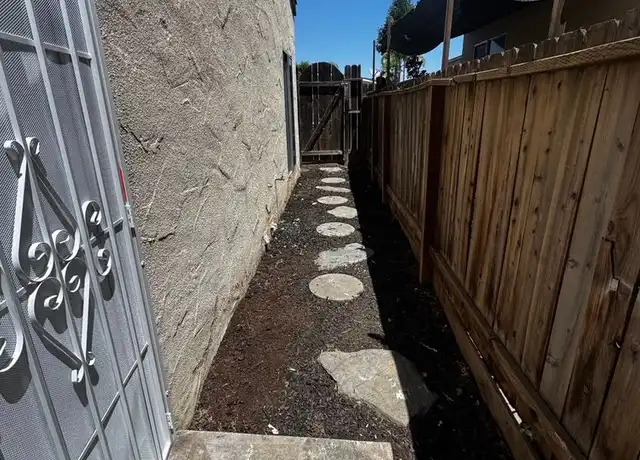 Property at 366 E El Paso Ave #104, Fresno, CA, 93720, 3 beds, 2 baths, [object Object]