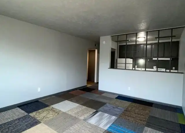 Property at 4750 Lafayette Ave Unit 475016, Omaha, NE, 68132, 1 bed, 1 bath, [object Object]