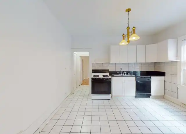 Property at 12467 Cedar Rd Unit Fairmount 8B, Cleveland Heights, OH, 44106, 1 bed, 1 bath, [object Object]