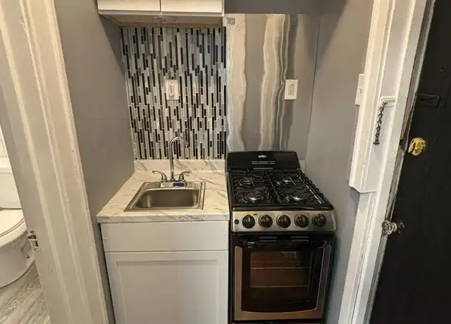 Property at 775 Myrtle Ave Unit B12, Albany, NY, 12208, 1 bed, 1 bath, [object Object]
