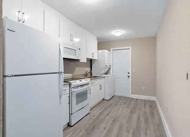 Property at 710 10th St #2, West Palm Beach, FL, 33401, 2 beds, 2 baths, [object Object]