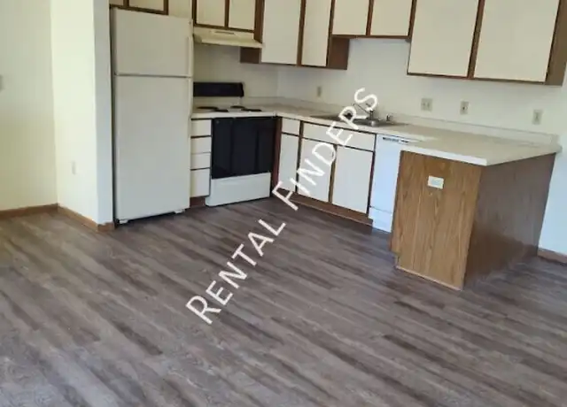 Property at 907 Madison Ave Unit 2, Marinette, WI, 54143, 2 beds, 1 bath, [object Object]