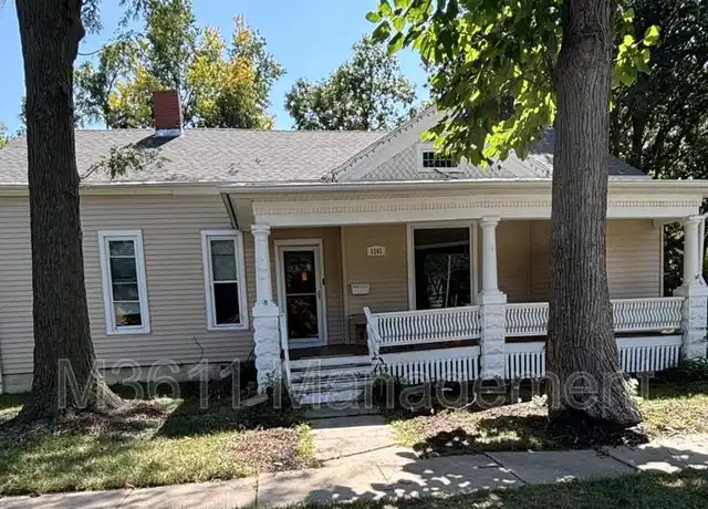 Property at 1702 S 11th St, Lincoln, NE, 68502, 1 bed, 1 bath, [object Object]