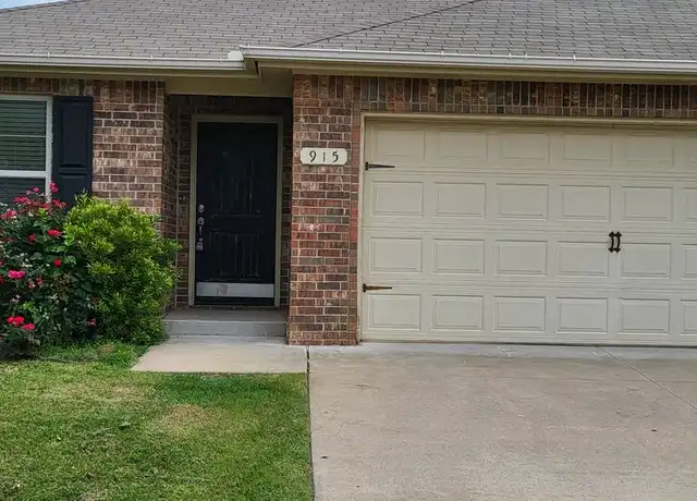 Property at 915 W Prairie Wind Way, Mustang, OK, 73064, 3 beds, 2 baths, [object Object]