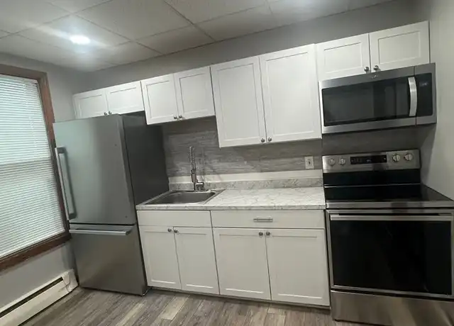Property at 42 Green St Unit 1, Augusta, ME, 04330, 1 bed, 1 bath, [object Object]