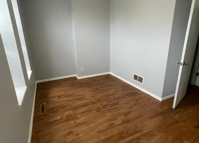 Property at 312 N 26th Ave, Minneapolis, MN, 55411, 3 beds, 1 bath, [object Object]