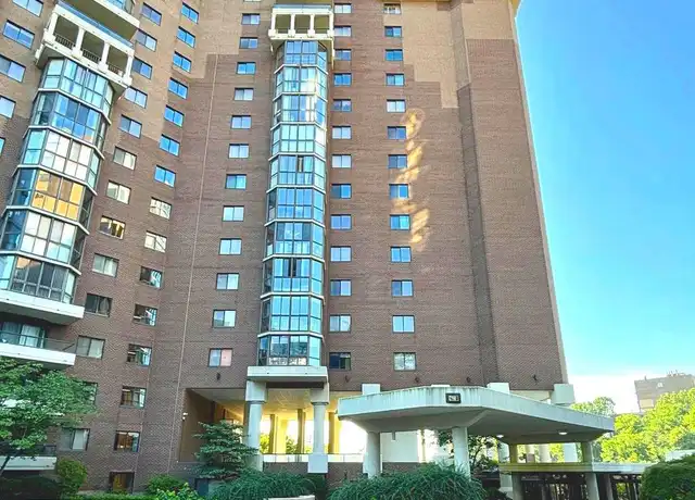 Property at 1600 N Oak St #1016, Arlington, VA, 22209, 2 beds, 2 baths, [object Object]