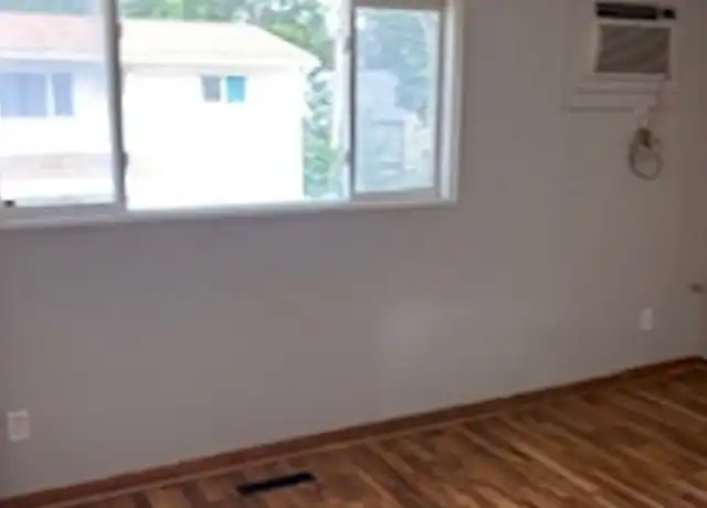 Property at 217 Fereday Ct Unit B, Waterloo, IA, 50701, 1 bed, 1 bath, [object Object]
