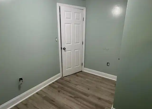 Property at 34 Oak St Unit GF, Yonkers, NY, 10701, 3 beds, 1 bath, [object Object]