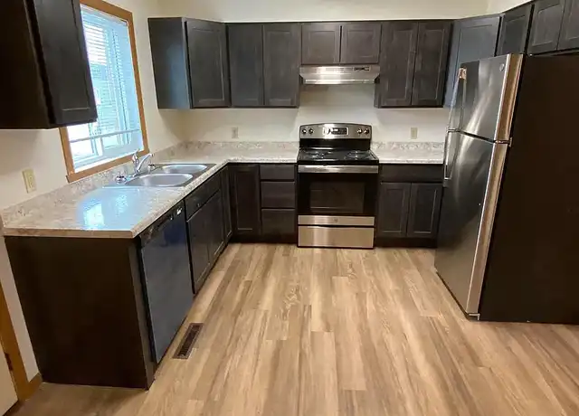 Property at Sheyenne Terrace - 802 1st St, West Fargo, ND, 58078, 3-4 beds, 1-2 bath, [object Object]