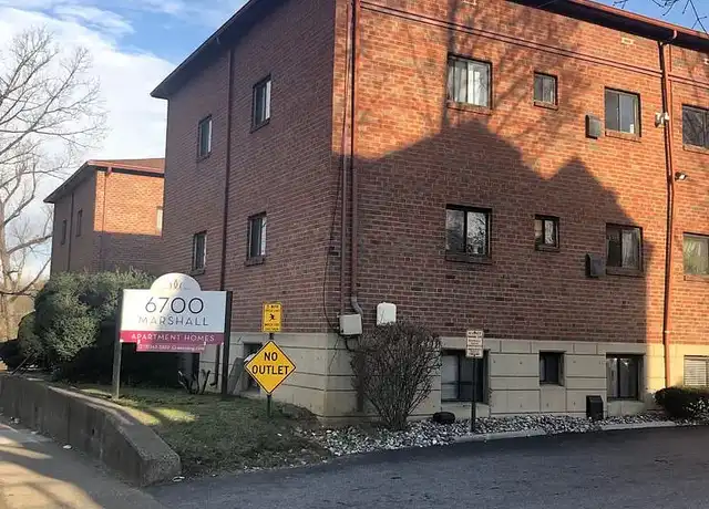 Property at Marshall Woods Apartments - 6700 Marshall Rd, Upper Darby, PA, 19082, 1 bed, 1 bath, [object Object]