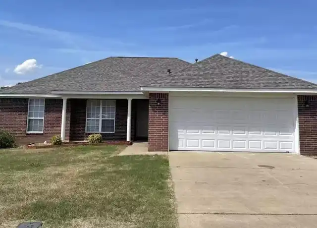 Property at 2190 Nature Trl, Conway, AR, 72032, 3 beds, 2 baths, [object Object]