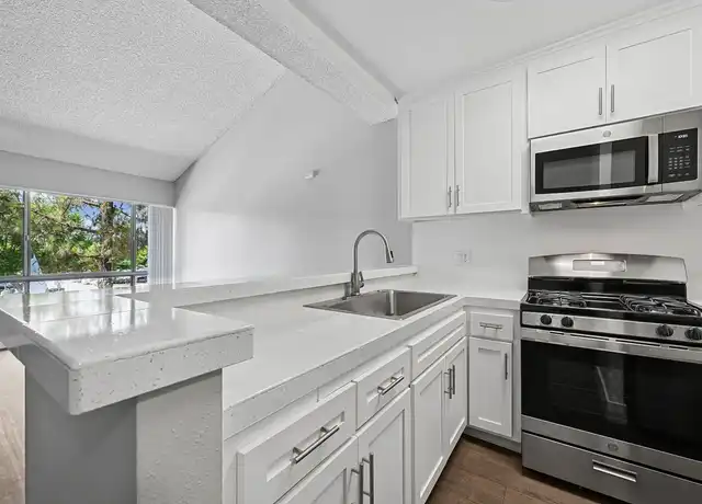 Property at Cambridge On Devonshire - 18013 Devonshire St, Northridge, CA, 91325, 0 beds, 1 bath, [object Object]