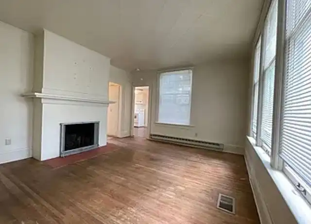 Property at 1103 W 9th Ave Unit 2, Spokane, WA, 99204, 1 bed, 1 bath, [object Object]