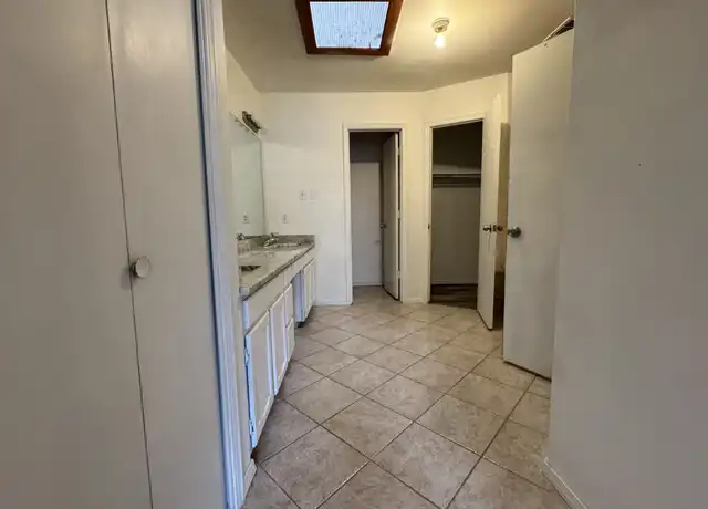 Property at 12 Western Briar Rd, Roswell, NM, 88201, 3 beds, 2 baths, [object Object]