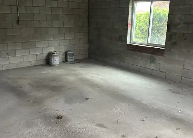 Property at 5600 Library Rd, Bethel Park, PA, 15102, 1 bed, 1 bath, [object Object]