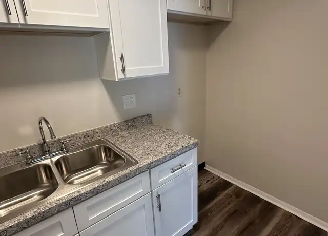 Property at 5600 Library Rd, Bethel Park, PA, 15102, 1 bed, 1 bath, [object Object]