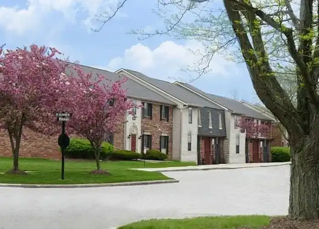 Property at Willow Glen East - 9955 Fulbrook Dr, Indianapolis, IN, 46229, 1 bed, 1 bath, [object Object]