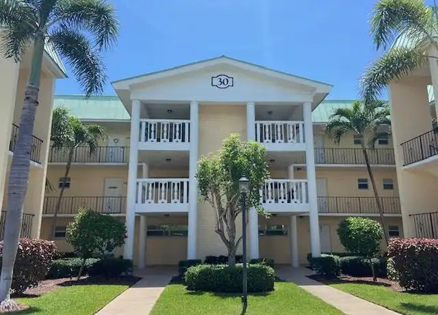 Property at 30 Colonial Club Dr #102, Boynton Beach, FL, 33435, 1 bed, 1.5 baths, [object Object]