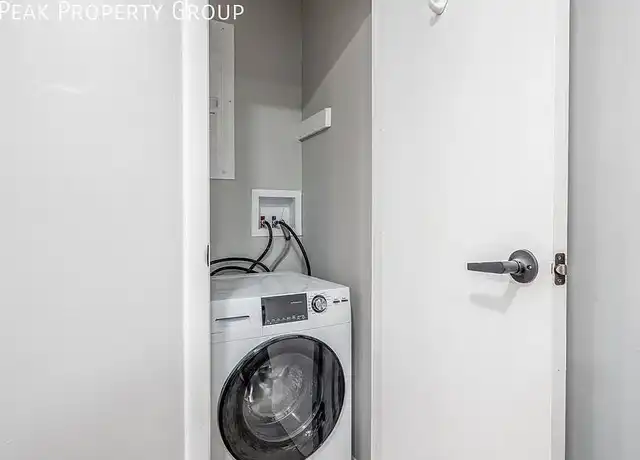 Property at The Chambers Apartments - 980 King Ave, Columbus, OH, 43212, 1-2 bed, 1 bath, [object Object]