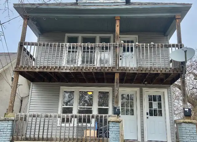 Property at 921 Watson St SW Unit 1, Grand Rapids, MI, 49504, 2 beds, 1 bath, [object Object]