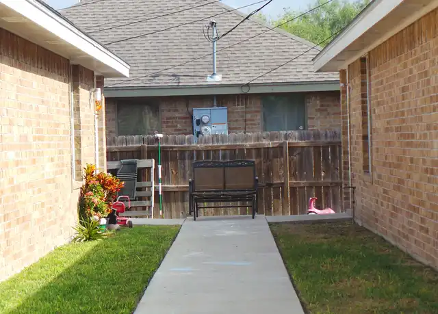 Property at 1107 Leticia St, Edinburg, TX, 78542, 2 beds, 2 baths, [object Object]