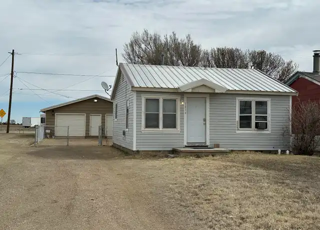 Property at 1414 Park Ave, Panhandle, TX, 79068, 2 beds, 1 bath, [object Object]