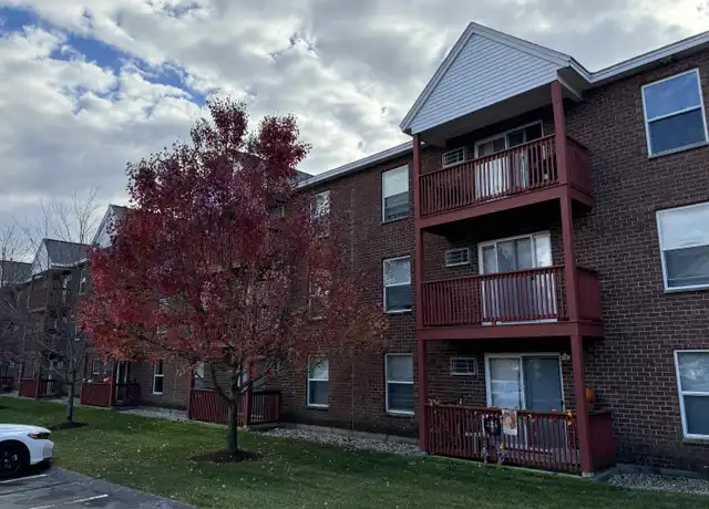 Property at 98 Powers St Unit 237, Milford, NH, 03055, 2 beds, 1 bath, [object Object]