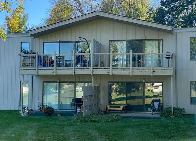 Property at 12 Green Mountain Dr #7, Iowa City, IA, 52245, 2 beds, 1 bath, [object Object]