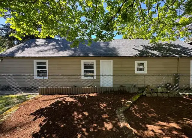 Property at 801 Dorris St, Eugene, OR, 97404, 2 beds, 1 bath, [object Object]