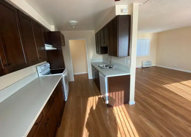 Property at 4312 Green Ave Unit 10, Los Alamitos, CA, 90720, 2 beds, 1 bath, [object Object]