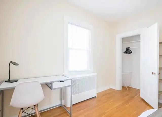 Property at 8 Eliot Ave Unit 2 B, Chestnut Hill, MA, 02467, 1 bed, 1 bath, [object Object]